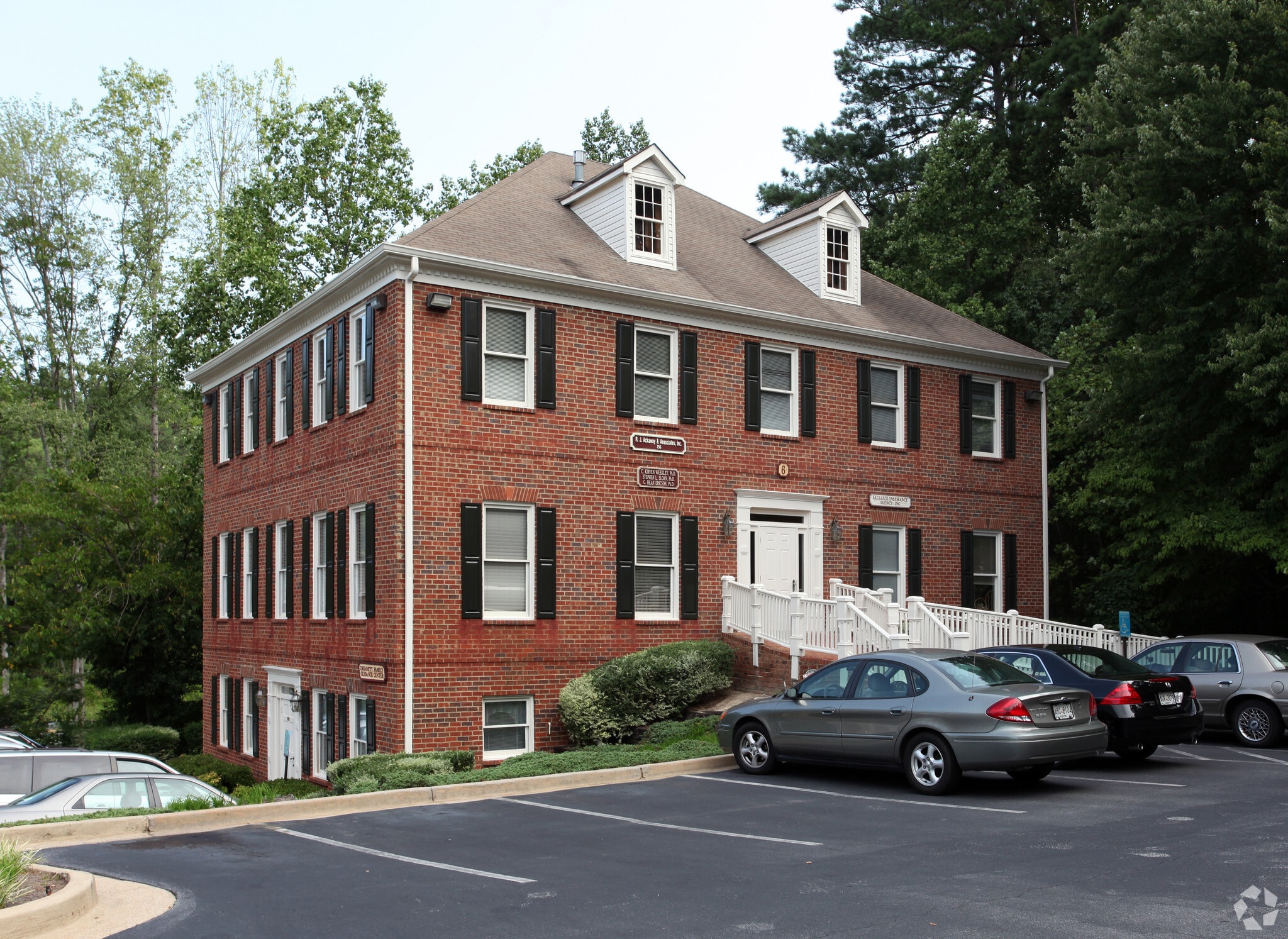 748-758 Holcomb Bridge Rd, Norcross, GA for Sale