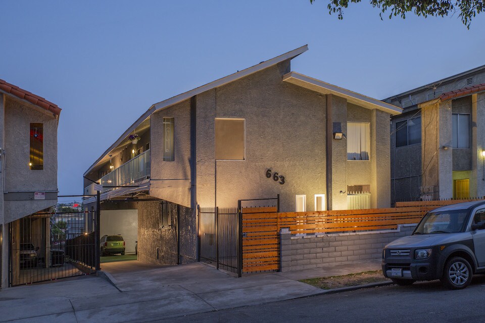 663 W 2nd St, San Pedro, CA for Sale