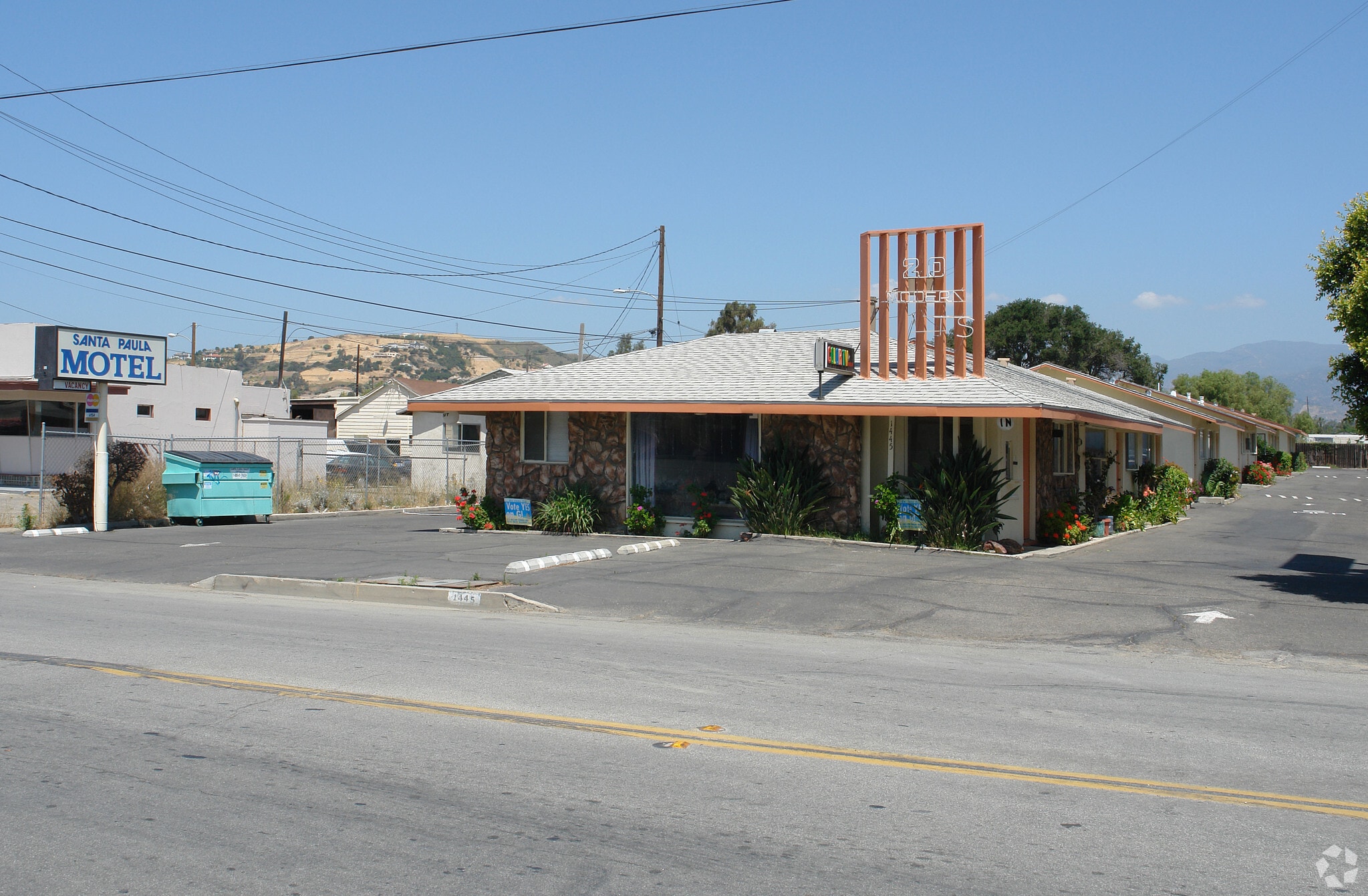 1445 E Main St Santa Paula, CA 93060 Hospitality Property for Sale on