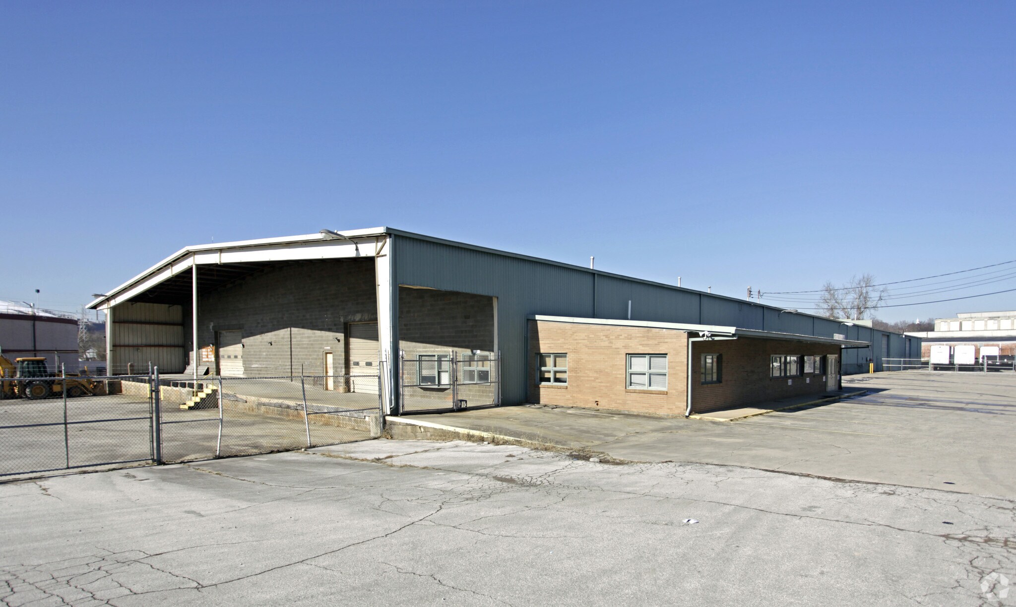 1301 Mitchell St Knoxville, TN 37917 Industrial Property for Sale on