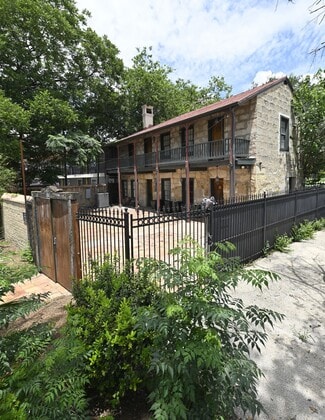 San Antonio, TX Office/Residential - 121 Starr St