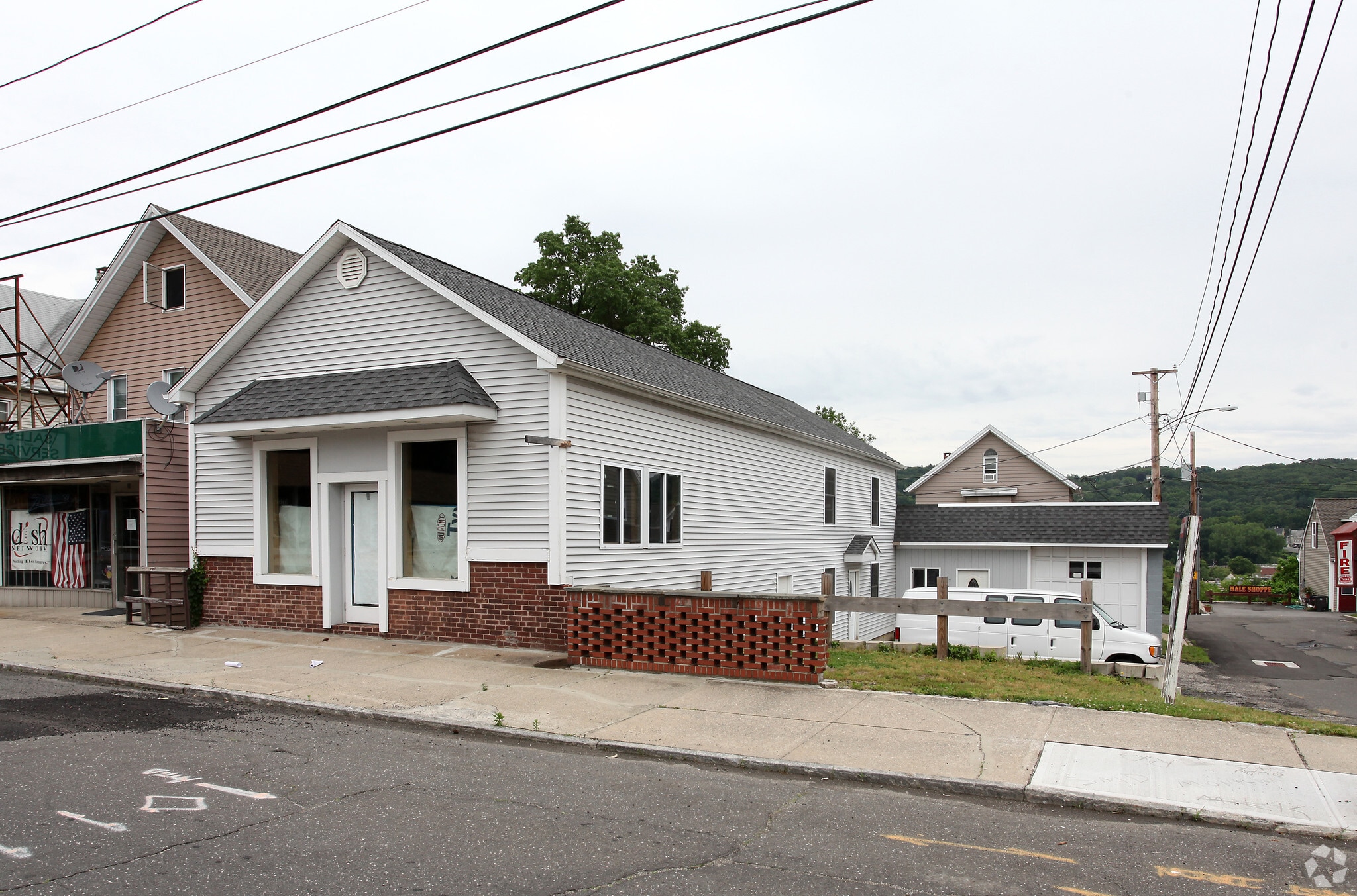 34 Clifton Ave, Ansonia, CT for Rent