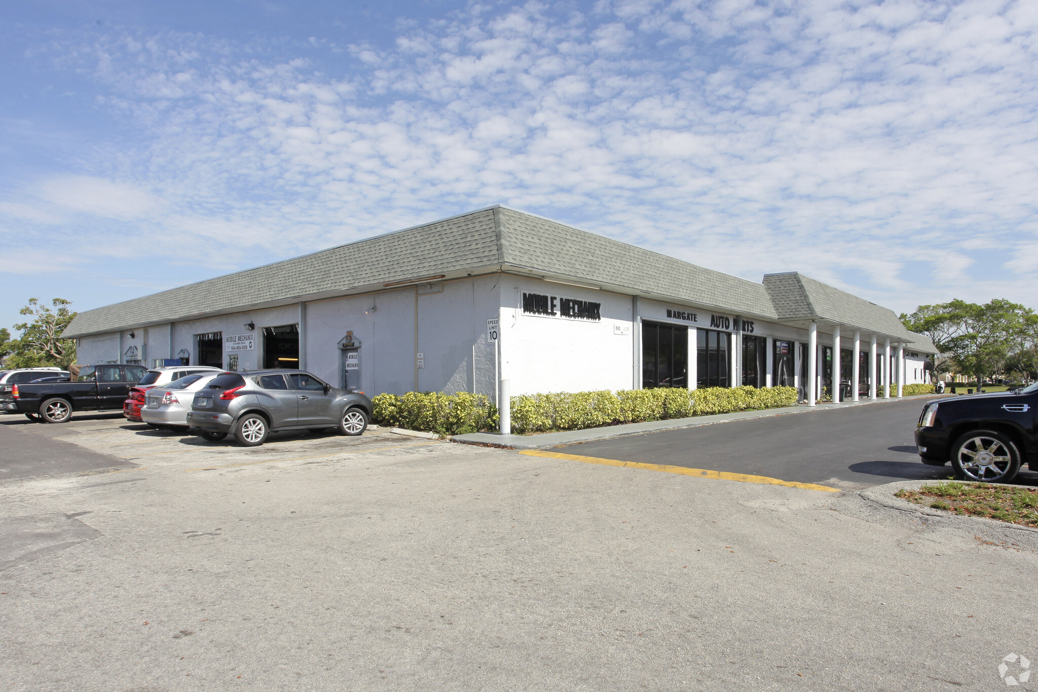 1593-1667 Banks Rd, Margate, FL for Rent