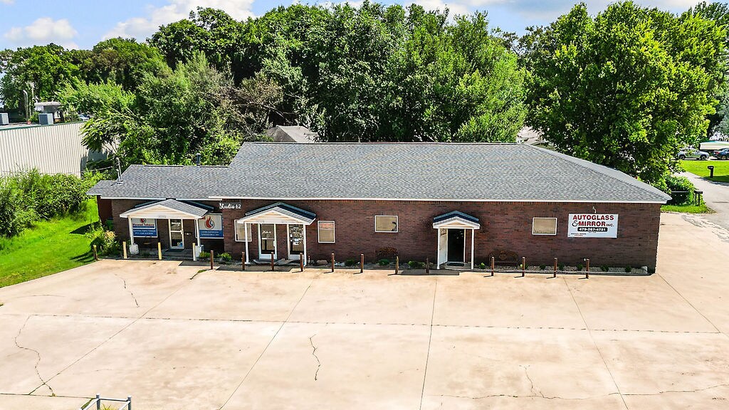 65 W Main St, Farmington, AR for Sale