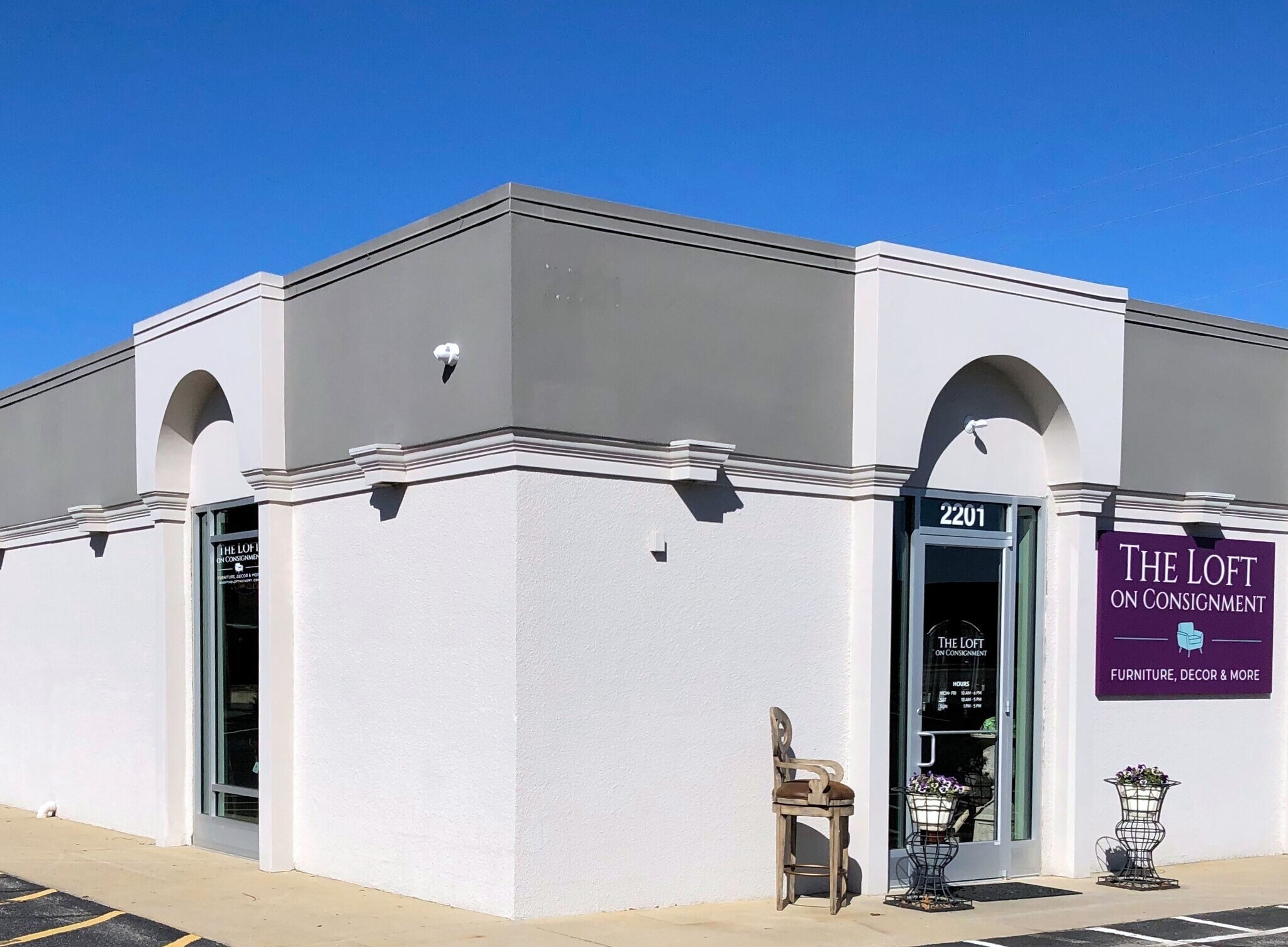 2221 N Center St, Hickory, NC for Rent
