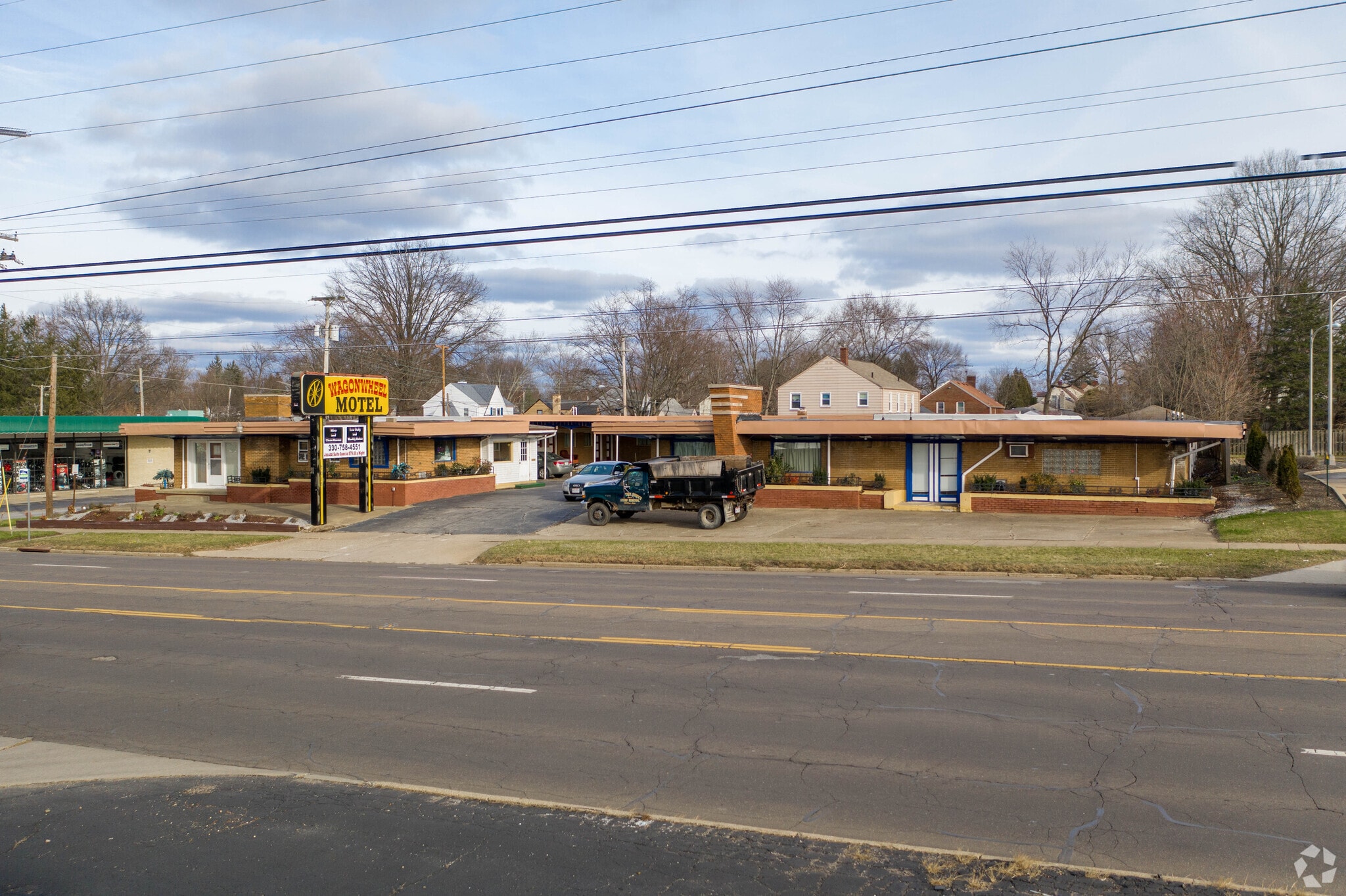 7015 Market St, Boardman, OH for Sale