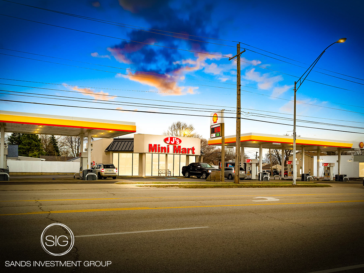 4101 Woodville Rd, Northwood, OH for Sale
