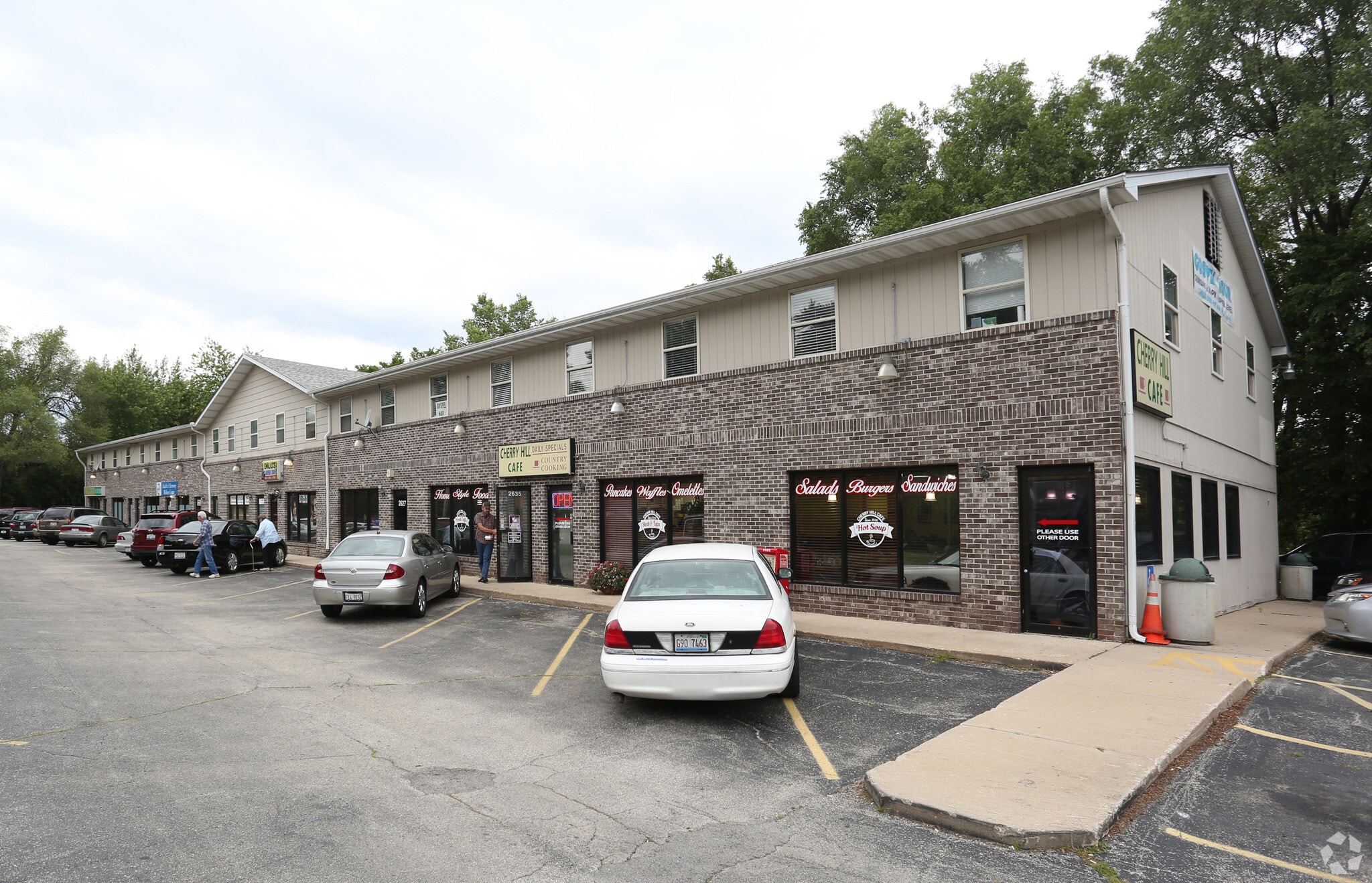 2603 E Cass St, Joliet, IL for Rent