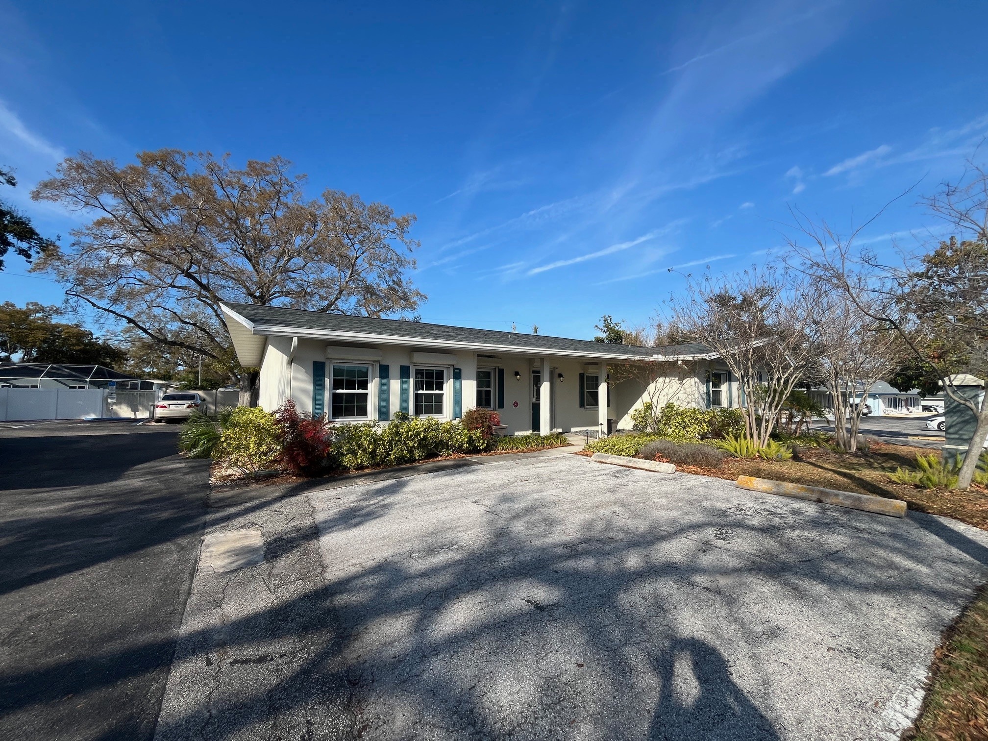 2300 W Bay Dr, Largo, FL for Rent