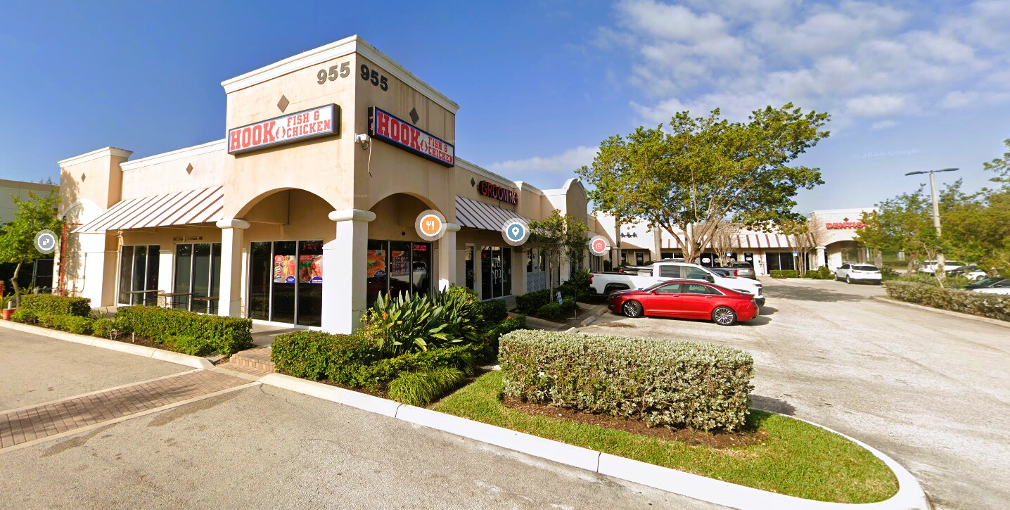 955 Sansburys Way, West Palm Beach, FL for Rent
