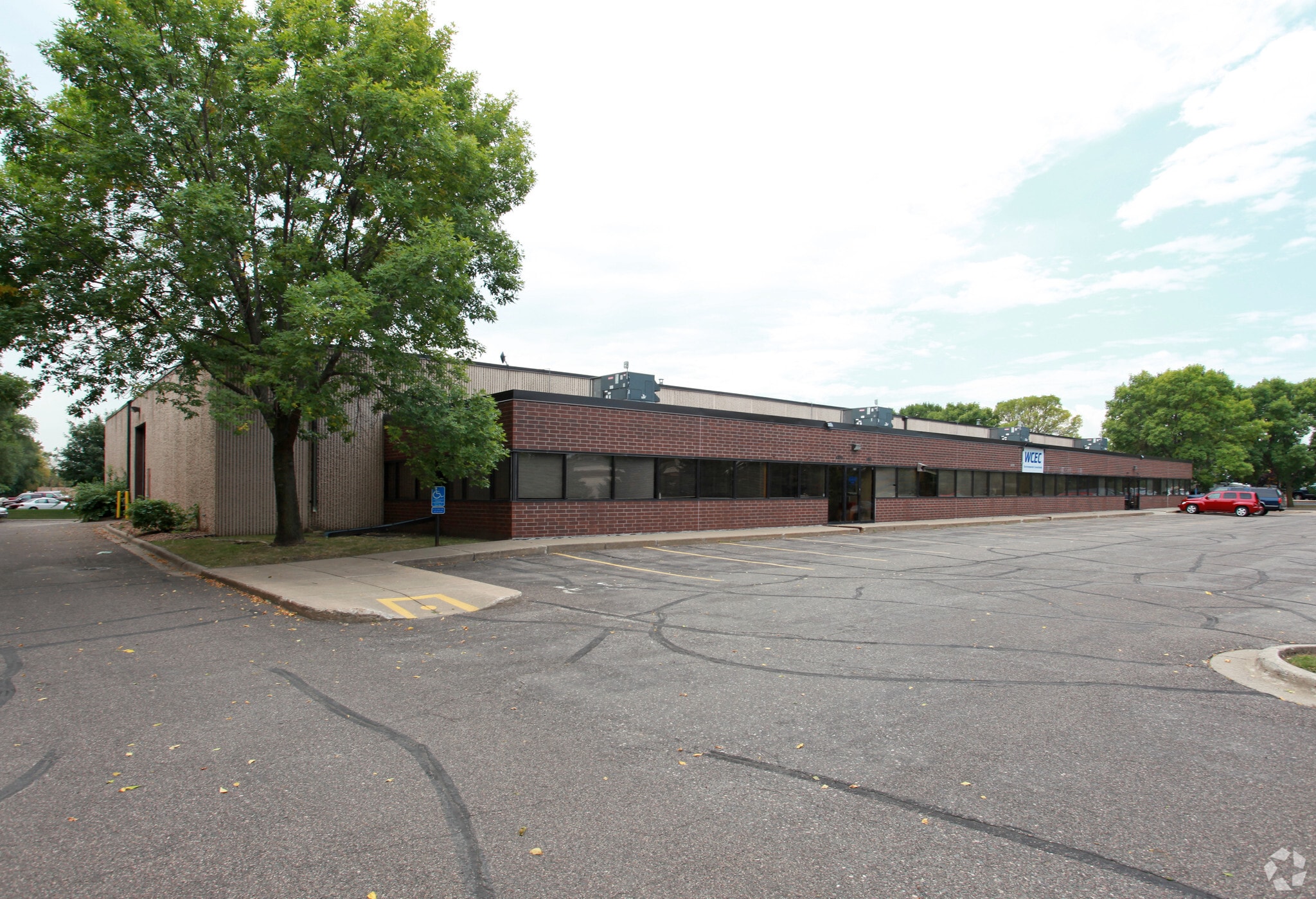 11241-11265 91st Ave N, Maple Grove, MN for Rent