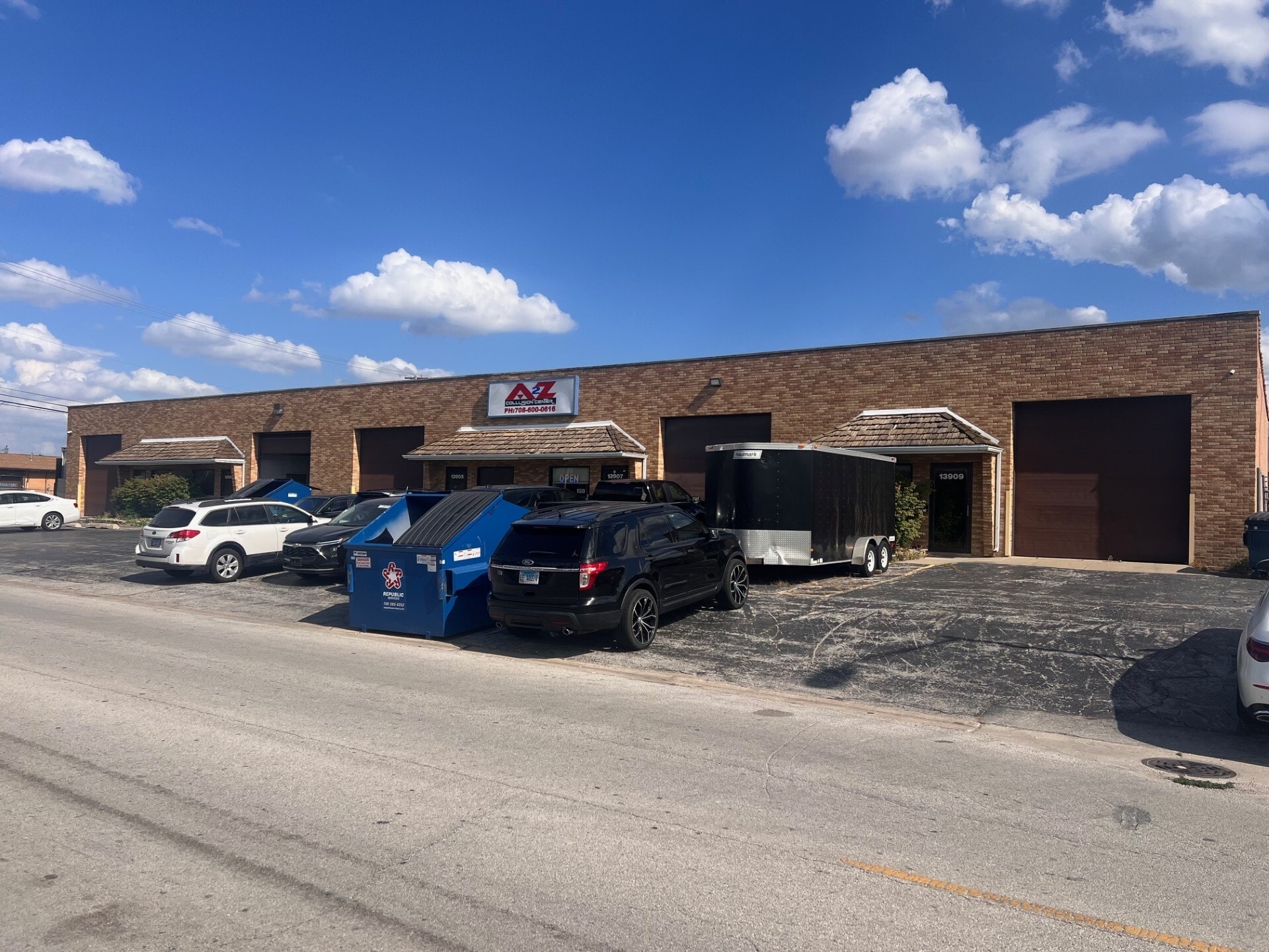 13901-13909 Kostner St, Crestwood, IL for Sale