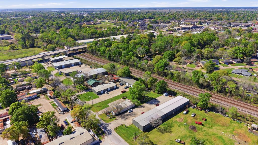 6550 Westwood Blvd, Beaumont, TX for Rent