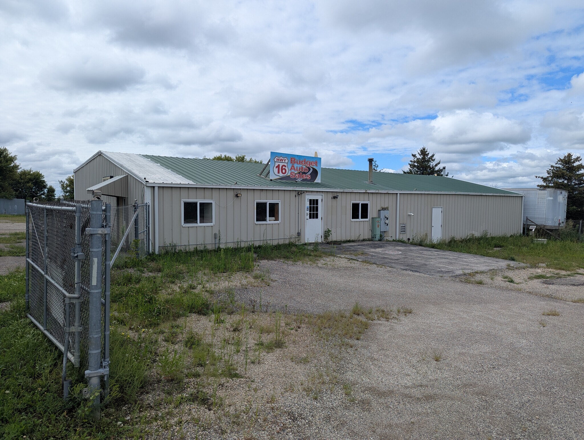 W1957 Highway 16, Ixonia, WI for Sale