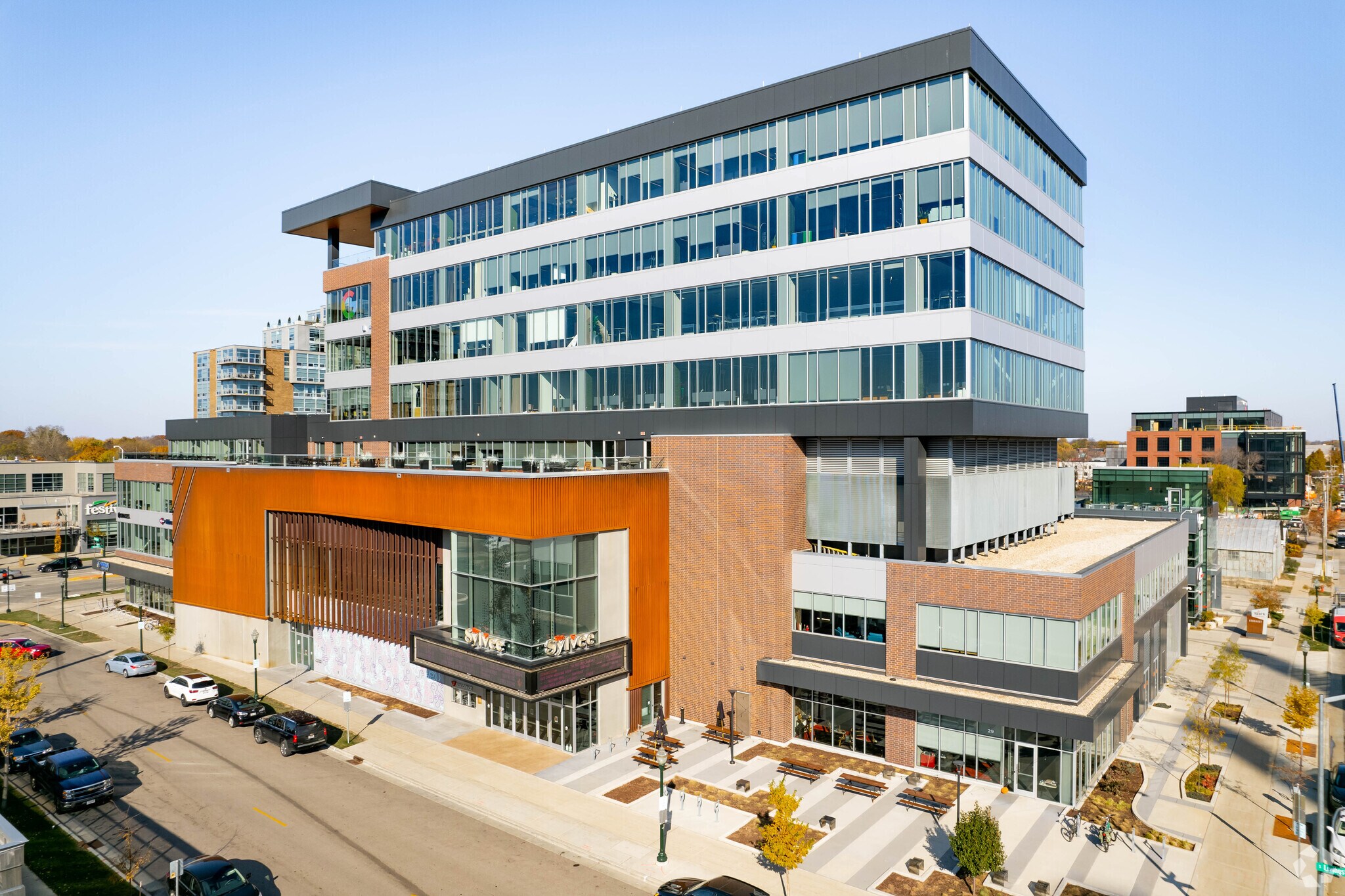 811 E Washington Ave, Madison, WI for Rent