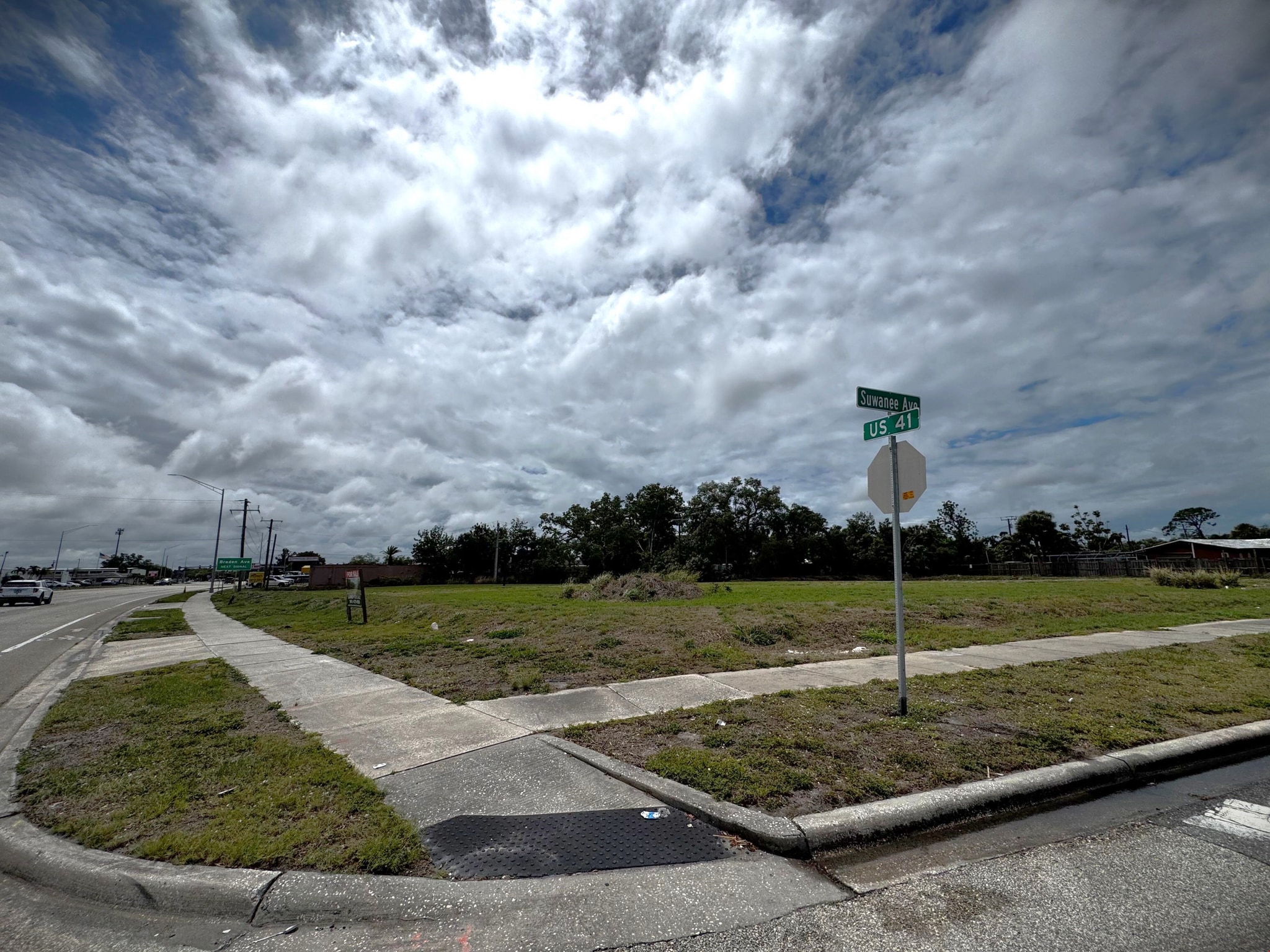 7972 N Tamiami Trl, Sarasota, FL for Sale