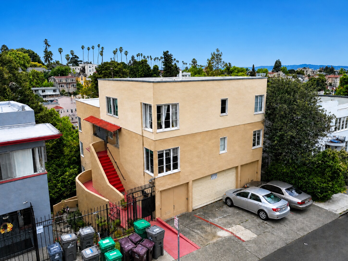 33 Home Pl E, Oakland, CA for Sale