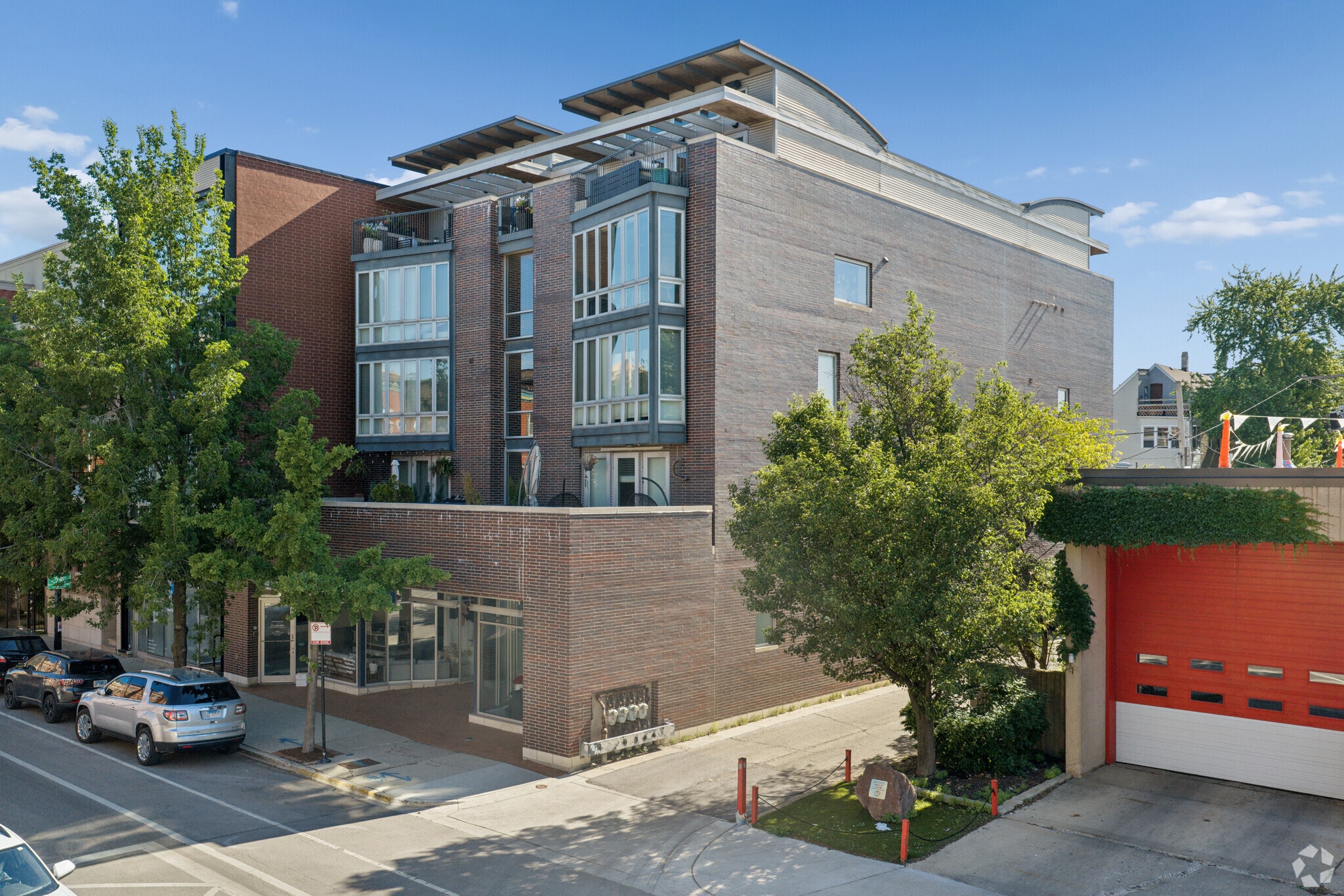 1915-1917 N Damen Ave, Chicago, IL for Sale