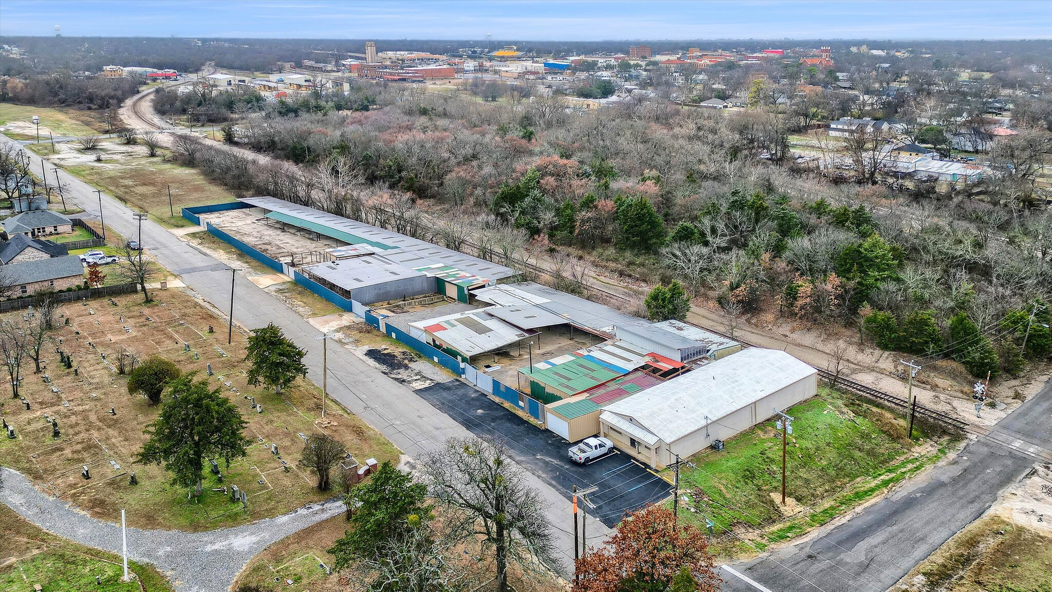 630 N Travis Ave, Denison, TX for Rent