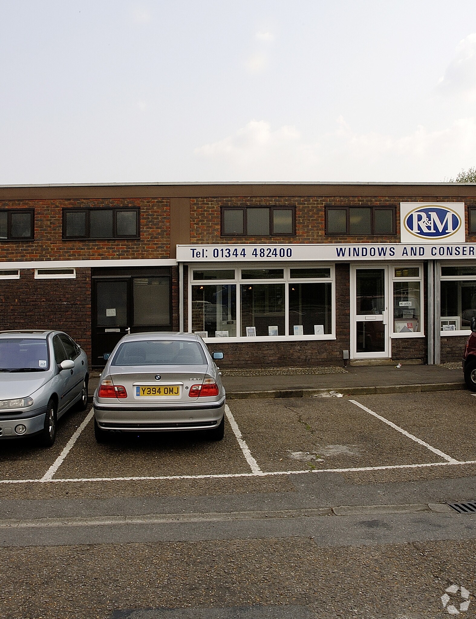 27A-30 Great Hollands Sq, Bracknell, BKS for Rent