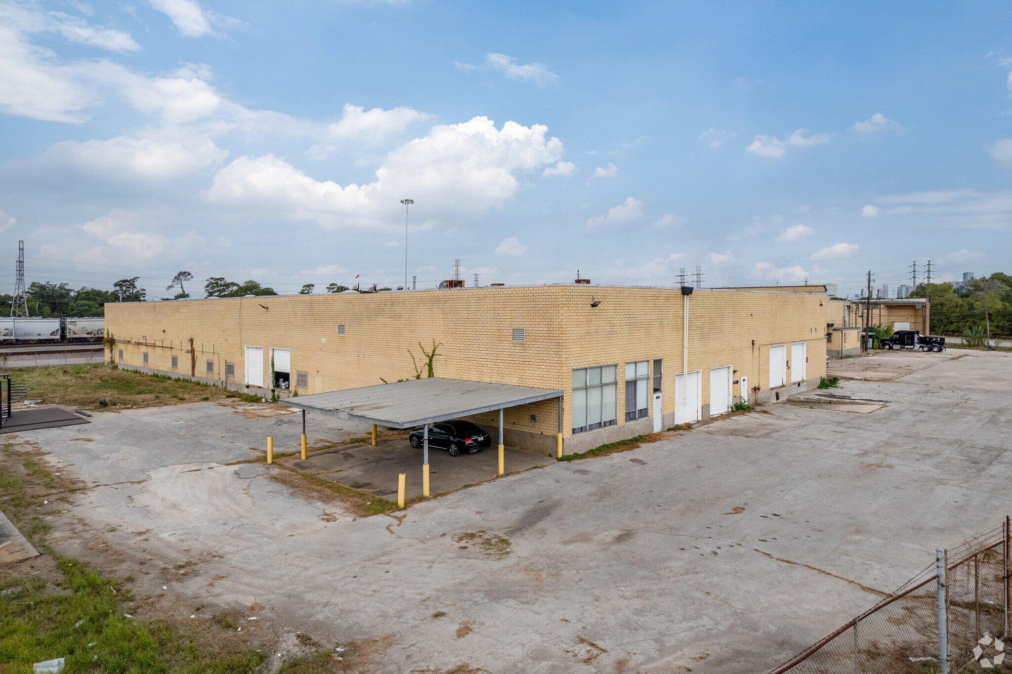 2830 Produce Row, Houston, TX for Rent