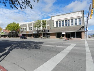 4 W Main St
