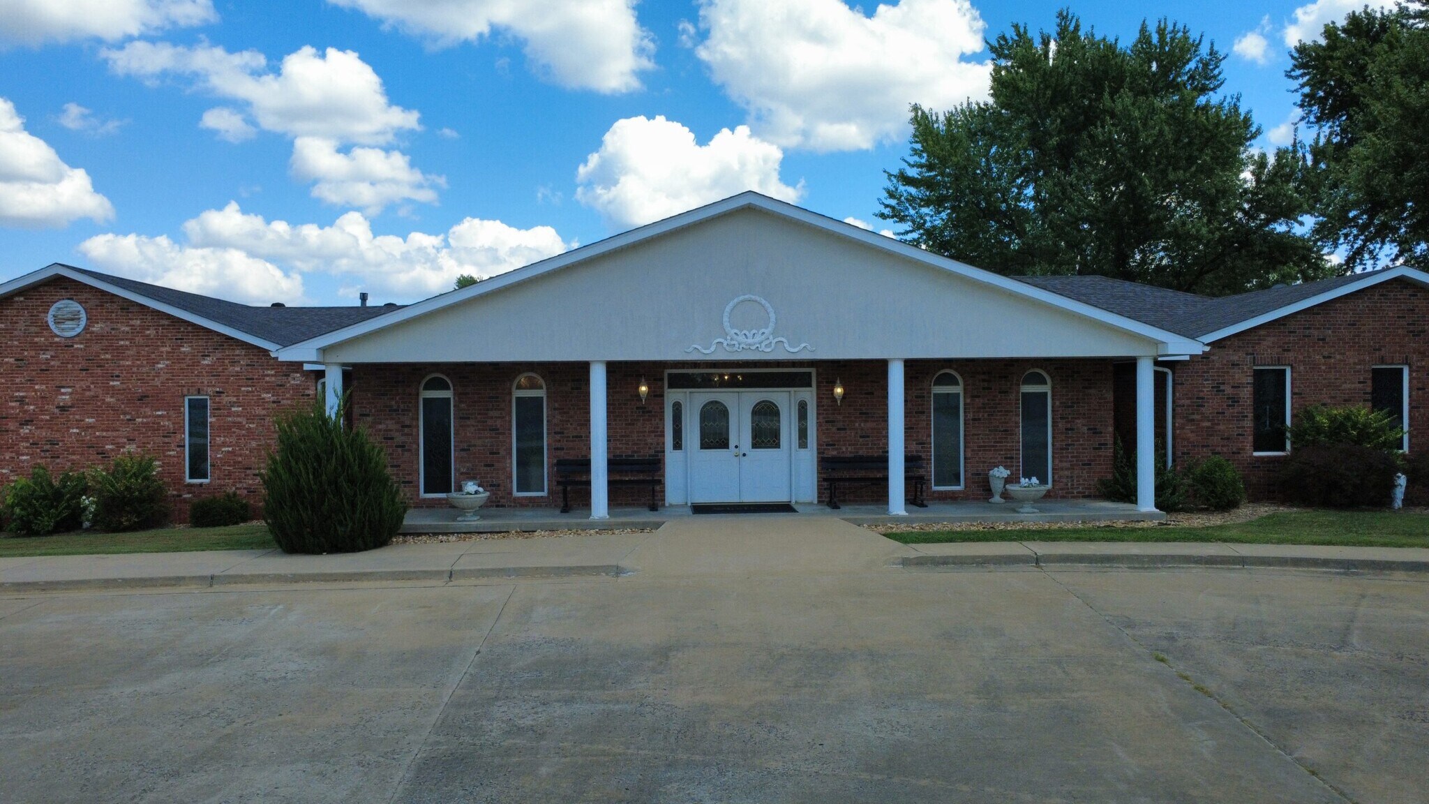 2111 State 32 hwy, El Dorado Springs, MO for Sale