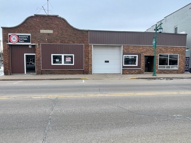 109 S Main St, Marion, WI for Sale