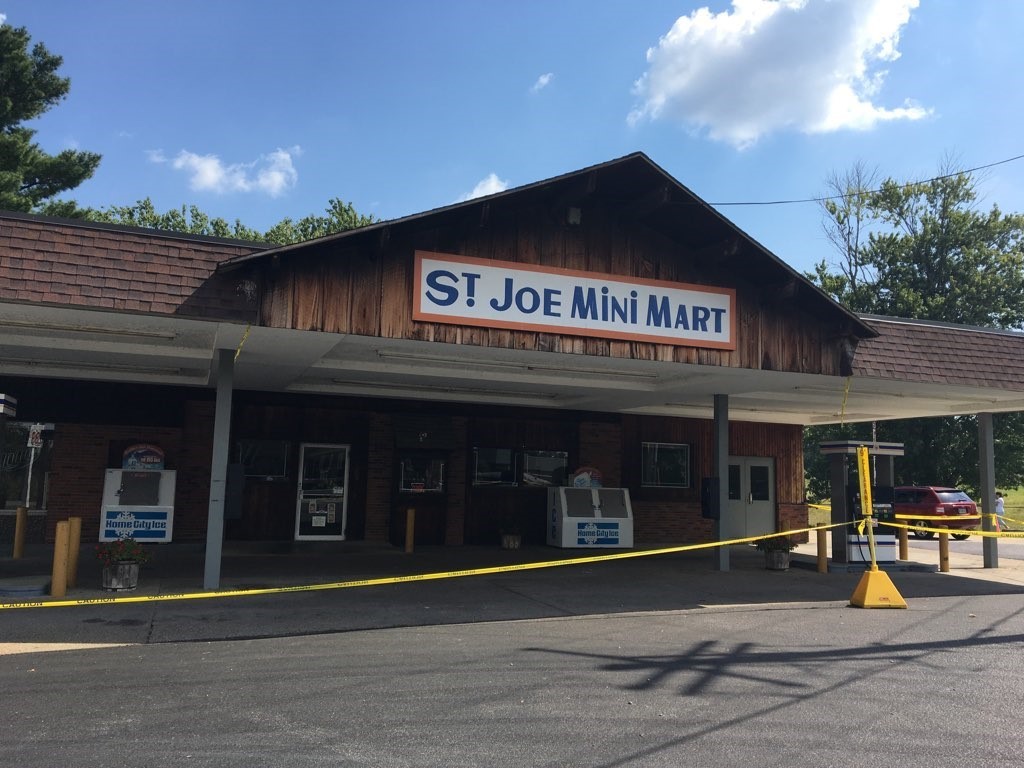 6000 W Saint Joseph Rd, Evansville, IN for Sale