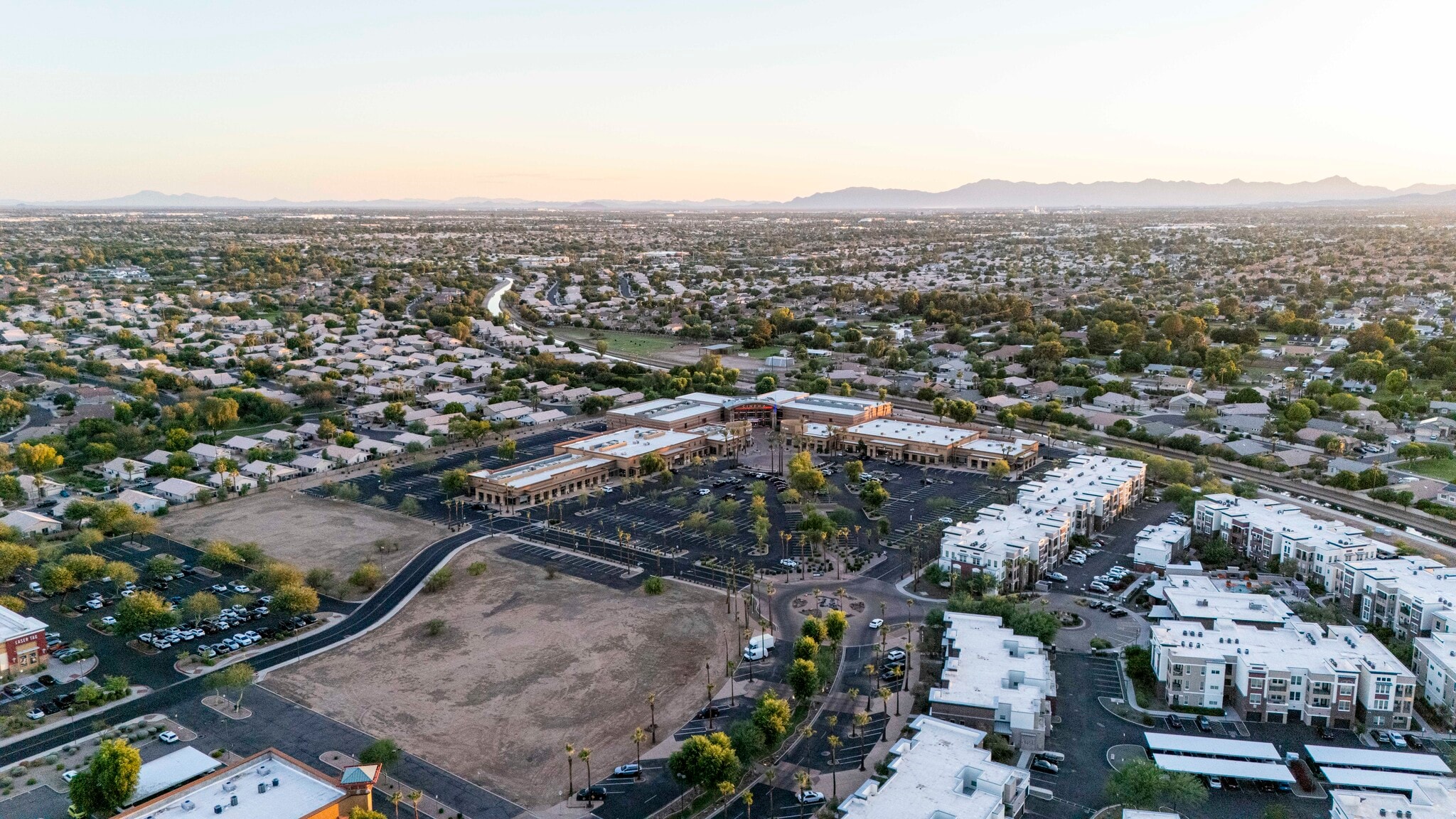 Gilbert Rd & Warner Rd, Gilbert, AZ for Rent