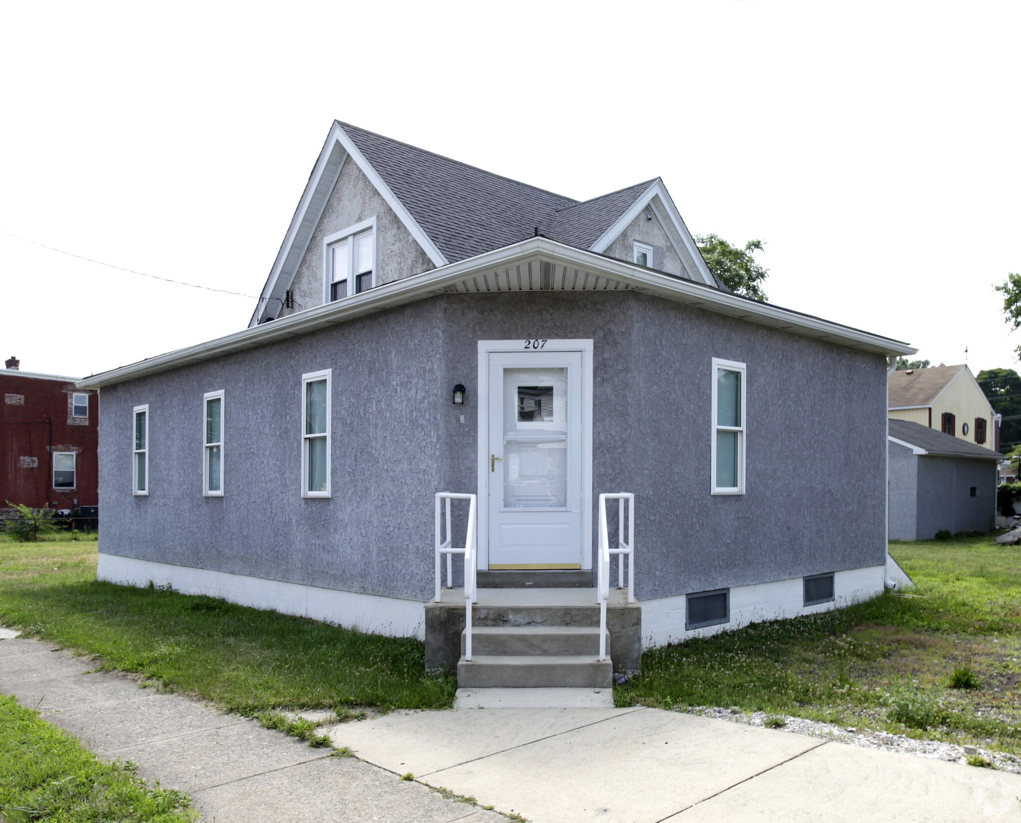 207 S Governor Printz Blvd, Lester, PA for Sale