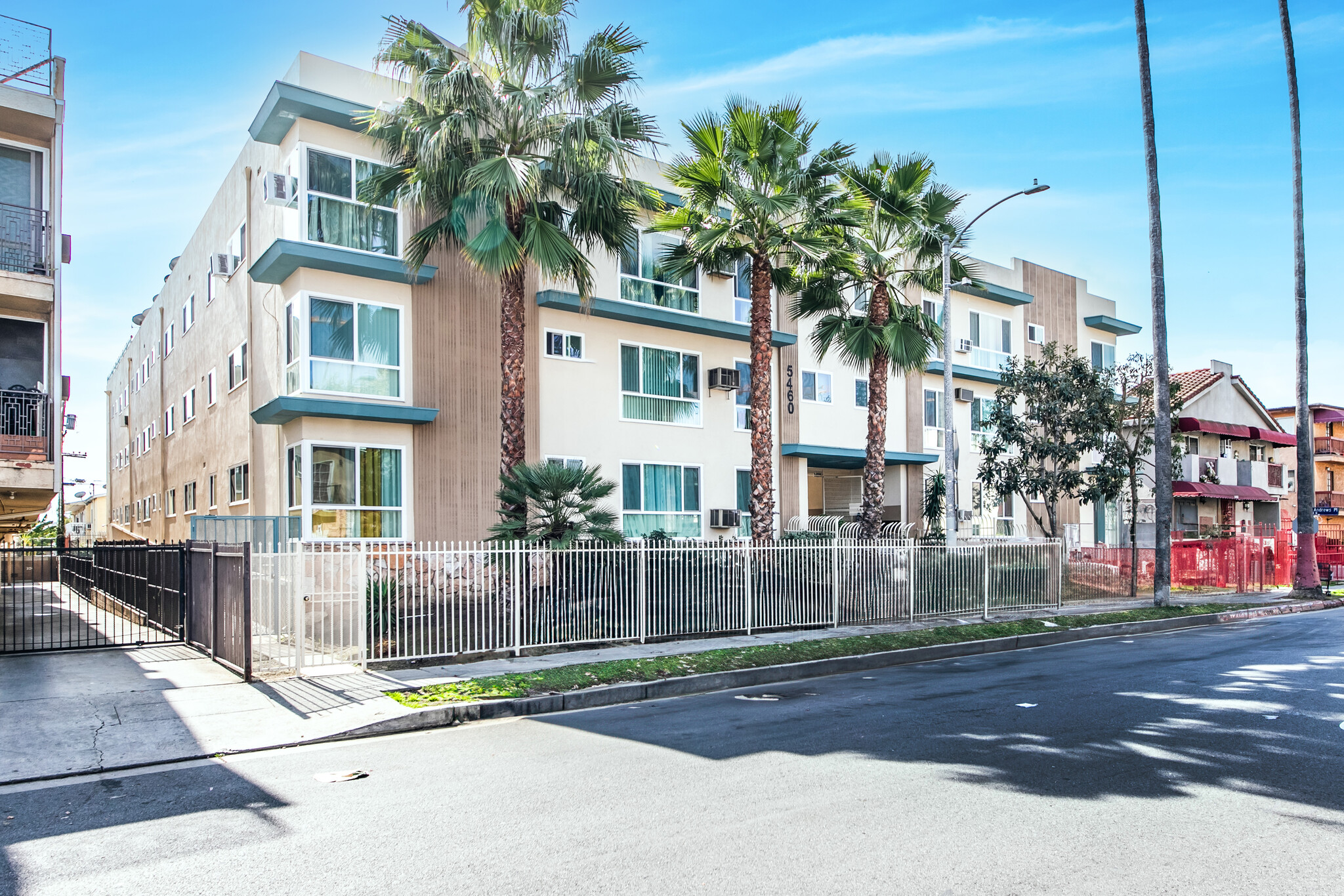 5460 Sierra Vista Ave, Los Angeles, CA for Sale