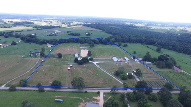 1140 Jones Rd, New Waverly, TX for Sale