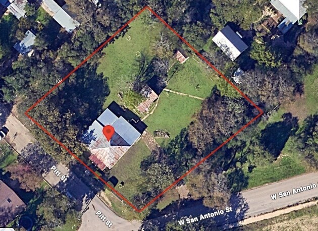 102 Pitt St, San Marcos, TX for Sale