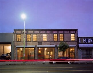 Los Angeles, CA Office/Retail - 629 N Western Ave