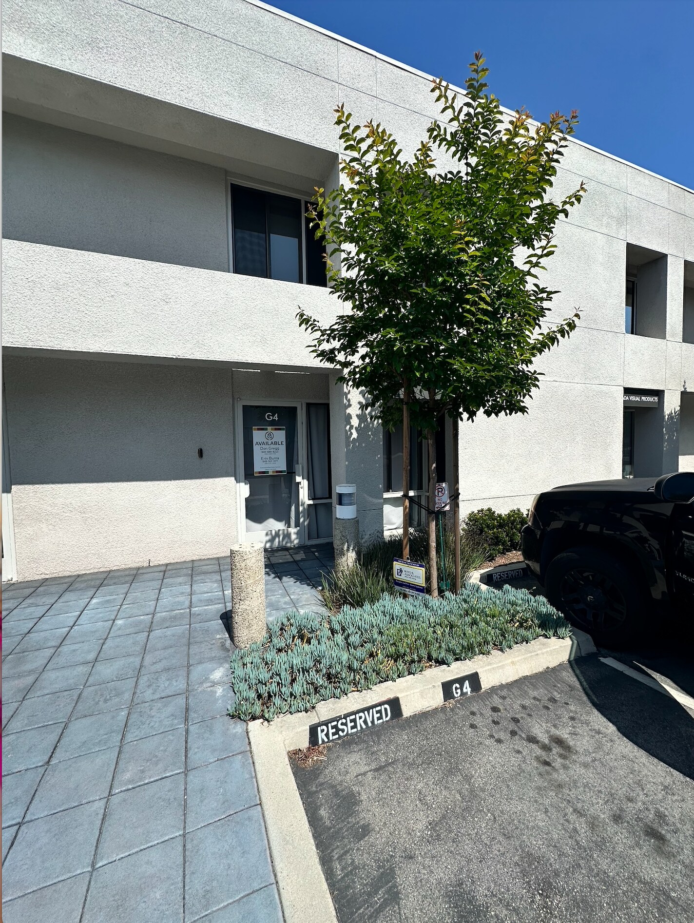 711 W 17th St, Costa Mesa, CA for Sale