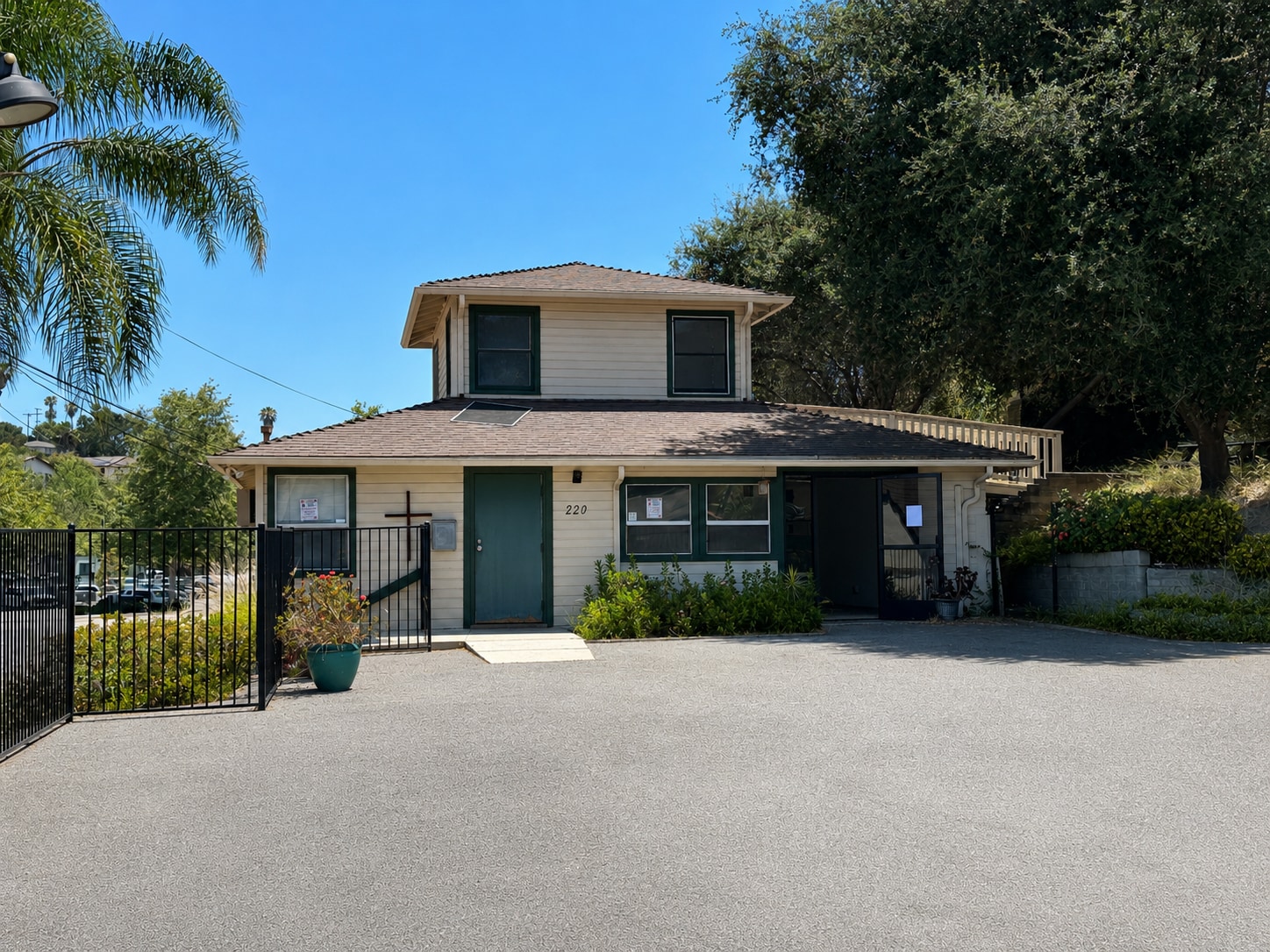 220 Civic Center Dr, Vista, CA for Rent