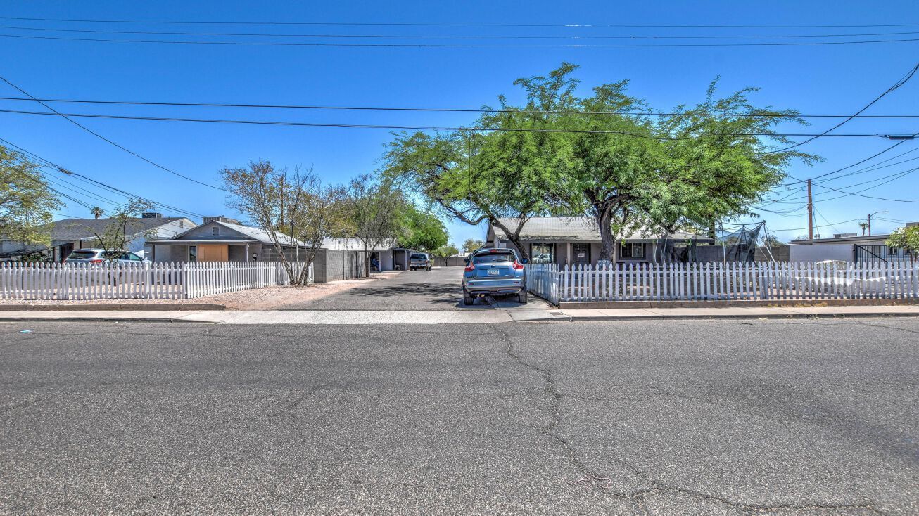 1801 N 25th Pl, Phoenix, AZ for Sale