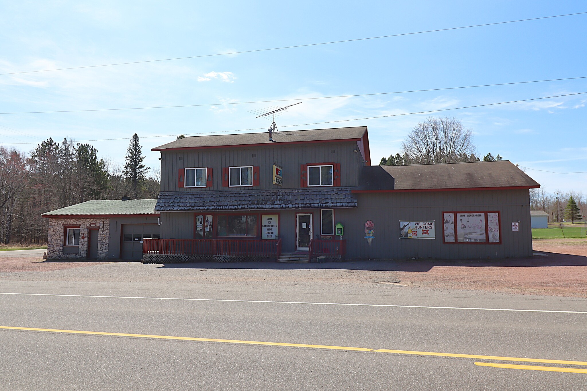 22195 Highway 63, Grand View, WI for Sale