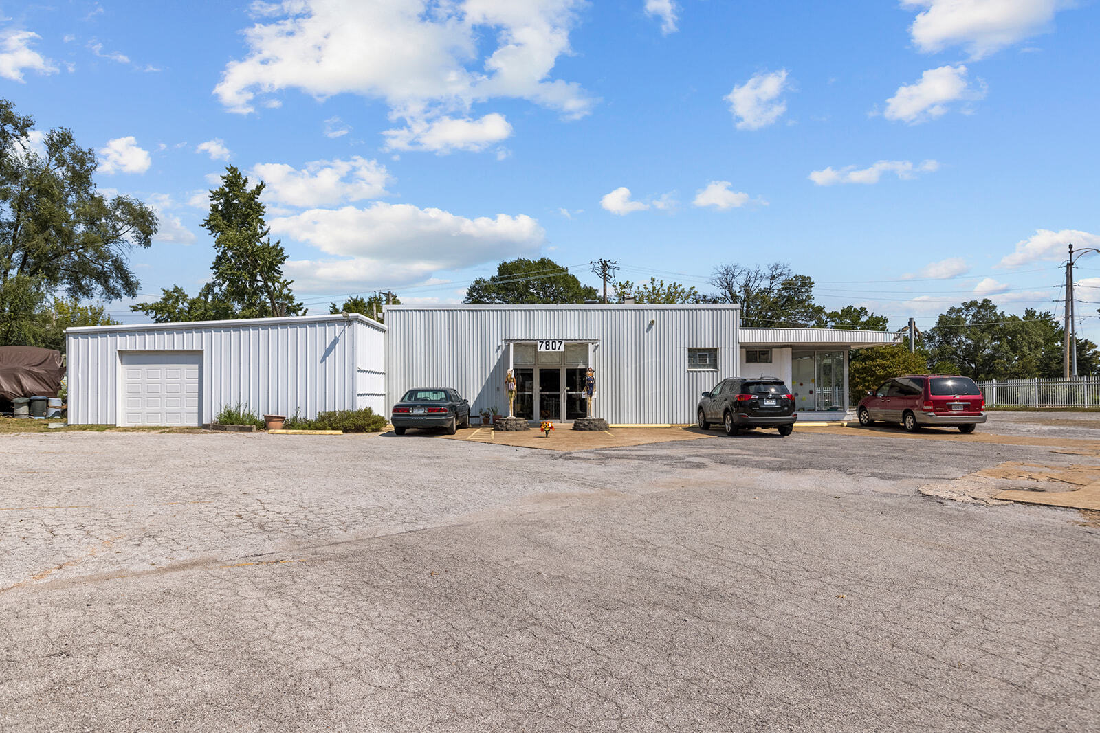 7807 Saint Charles Rock Rd, Saint Louis, MO for Sale