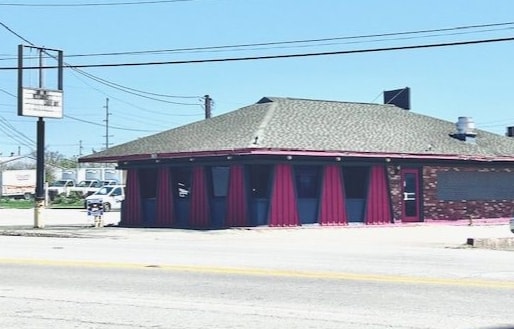 3927 Dixie Hwy, Louisville, KY for Sale