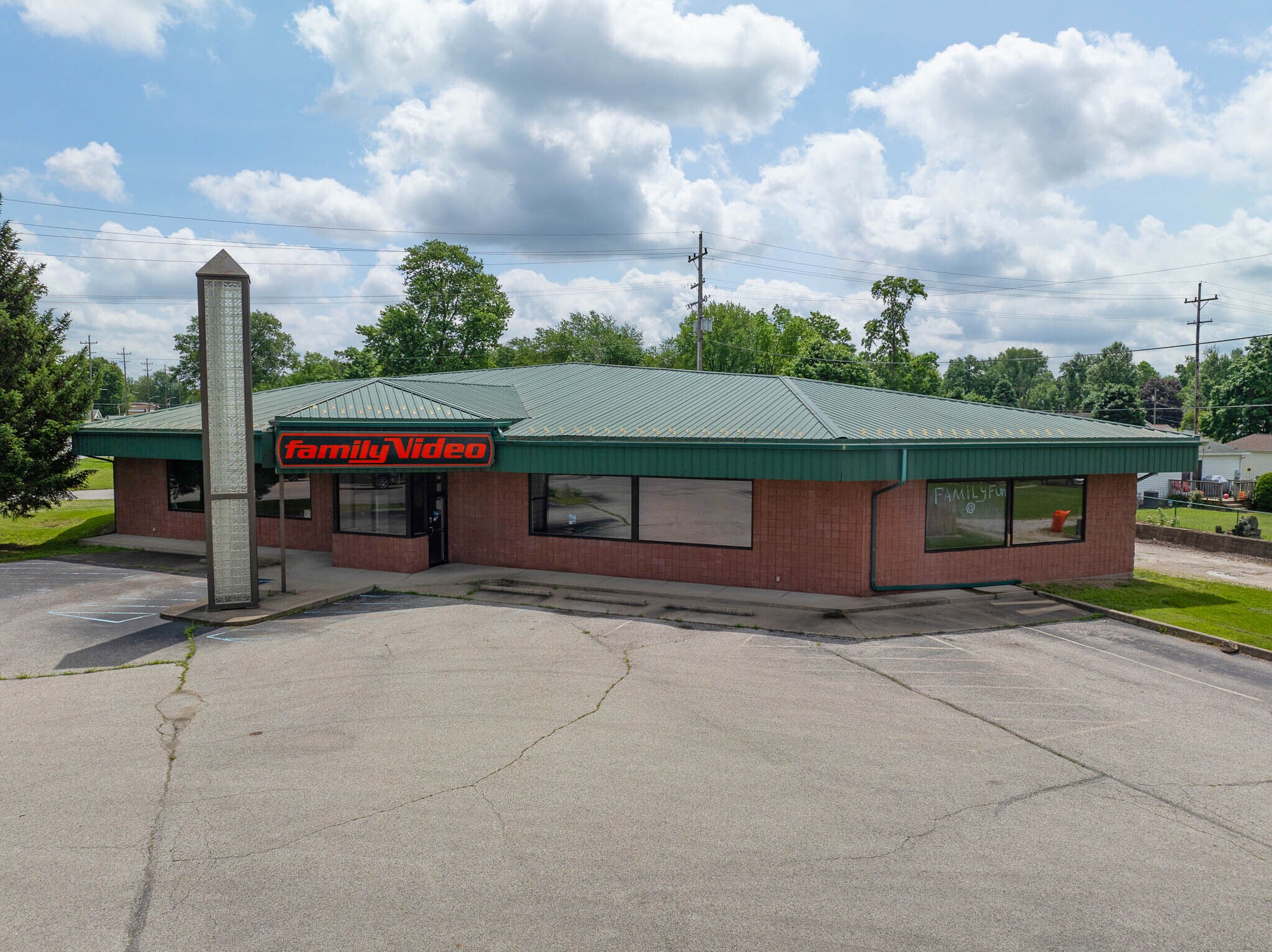 2503 Fort Harrison Rd, Terre Haute, IN for Rent