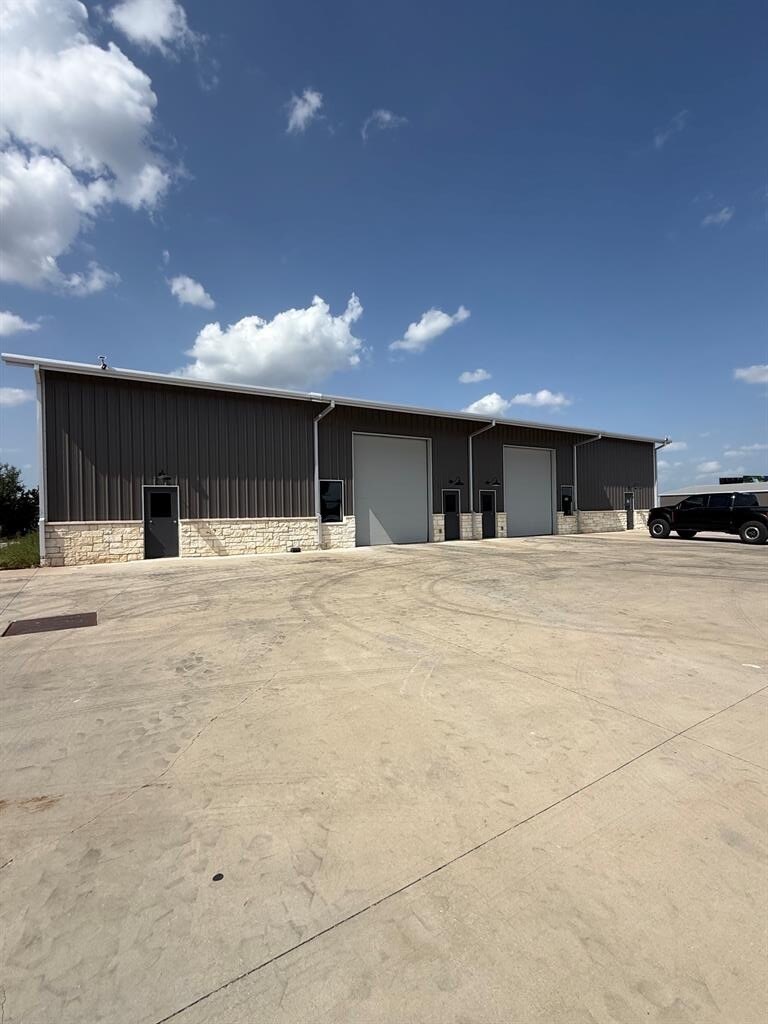30307 Ranch Road 12, Dripping Springs, TX for Rent