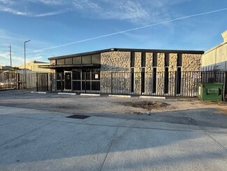 Houston, TX Industrial - 5710 Star Ln