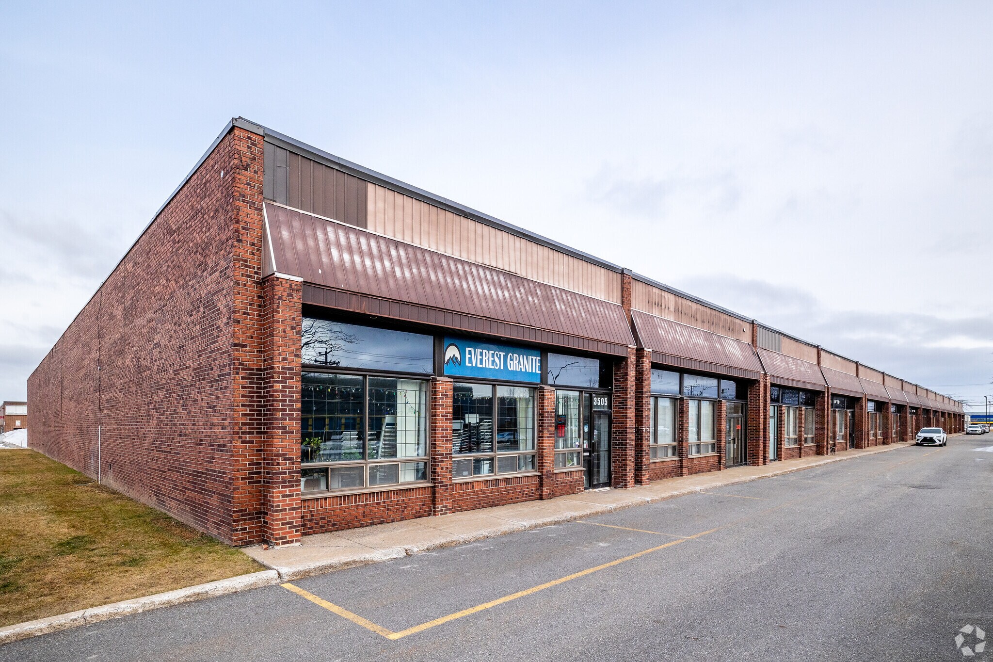 3455-3505 Rue Griffith, Montréal, QC for Rent