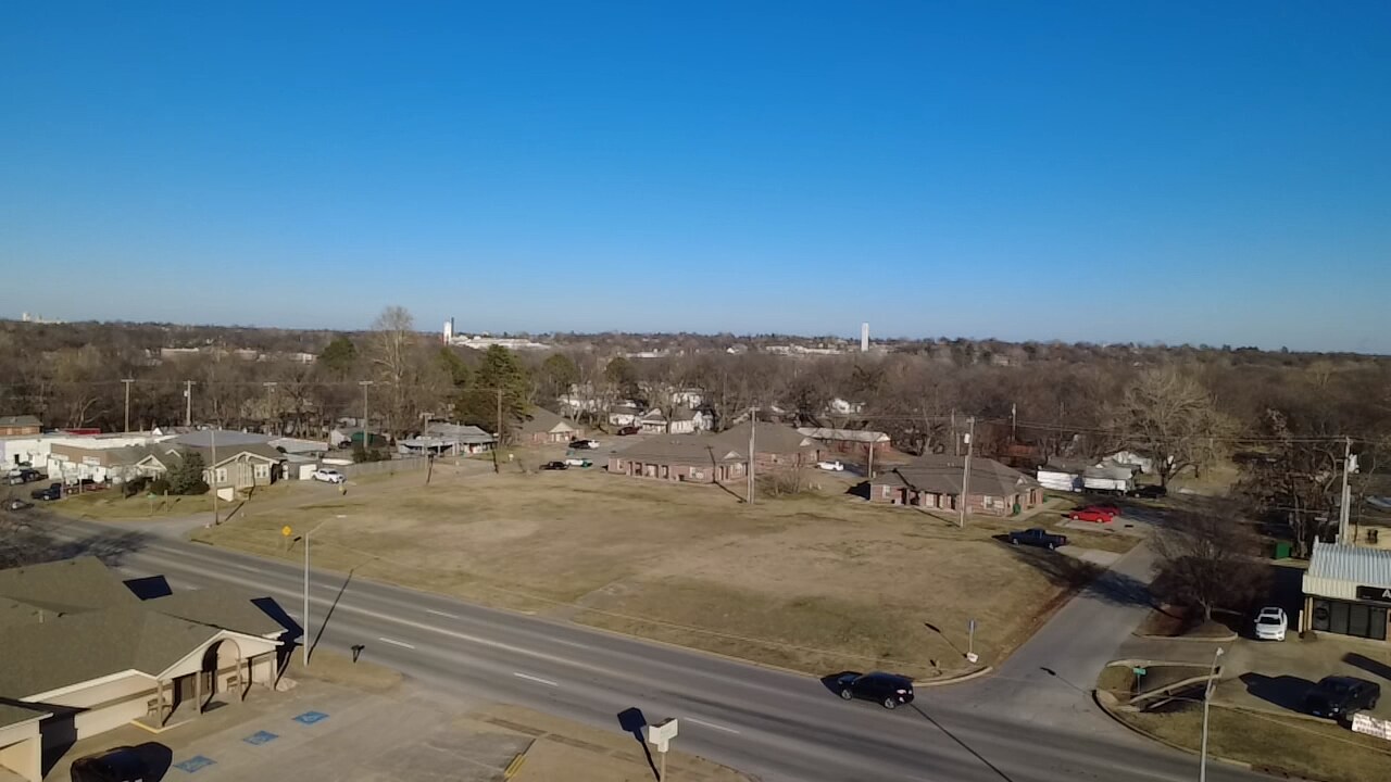 1225 S Main St, Sapulpa, OK for Sale