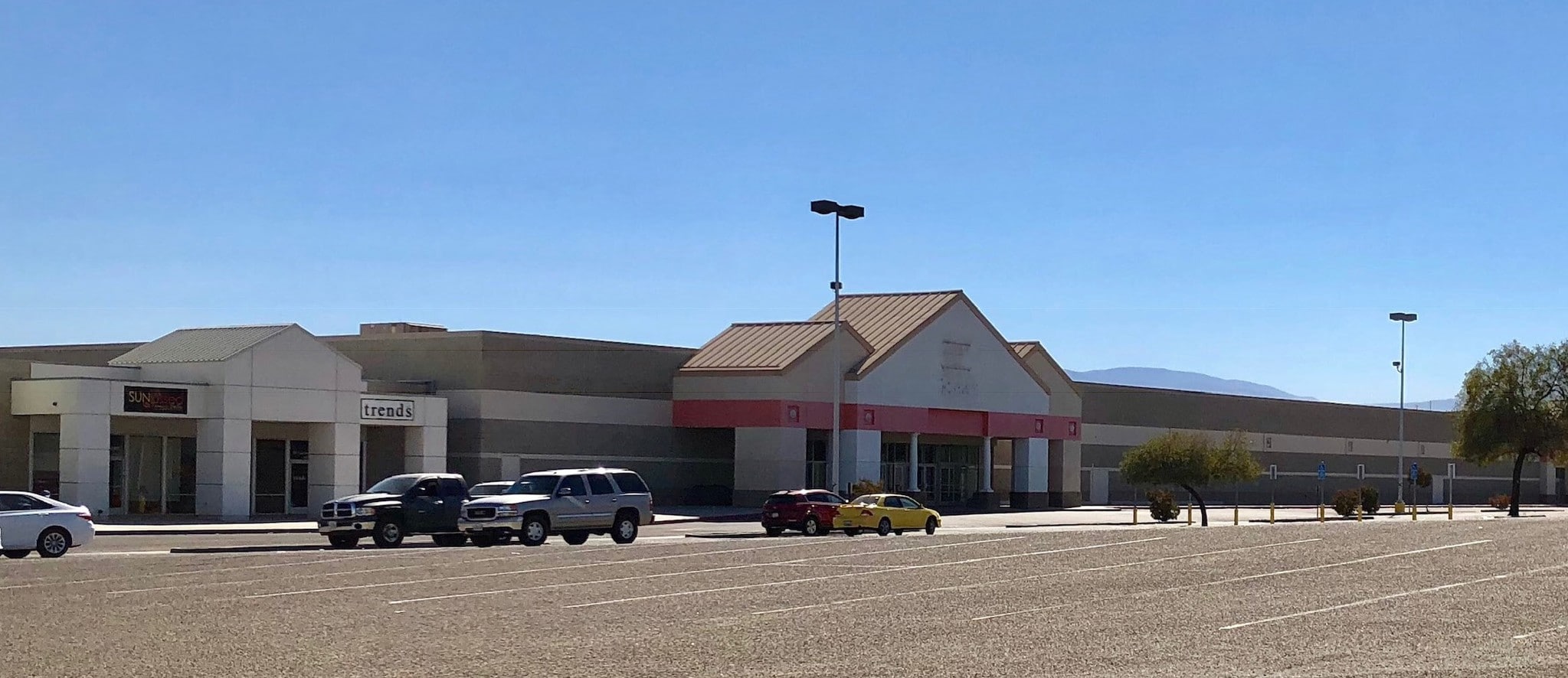 301 Gardner Field Rd, Taft, CA for Rent