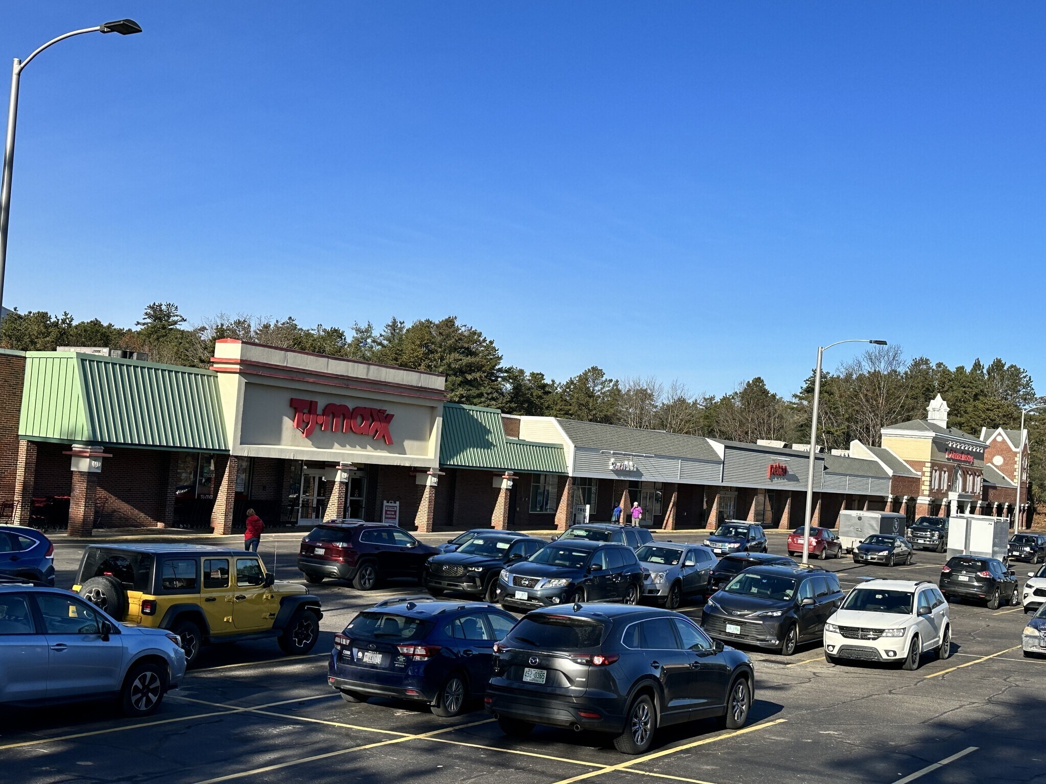 1584 White Mountain Hwy North Conway, NH 03860 Shopping Center