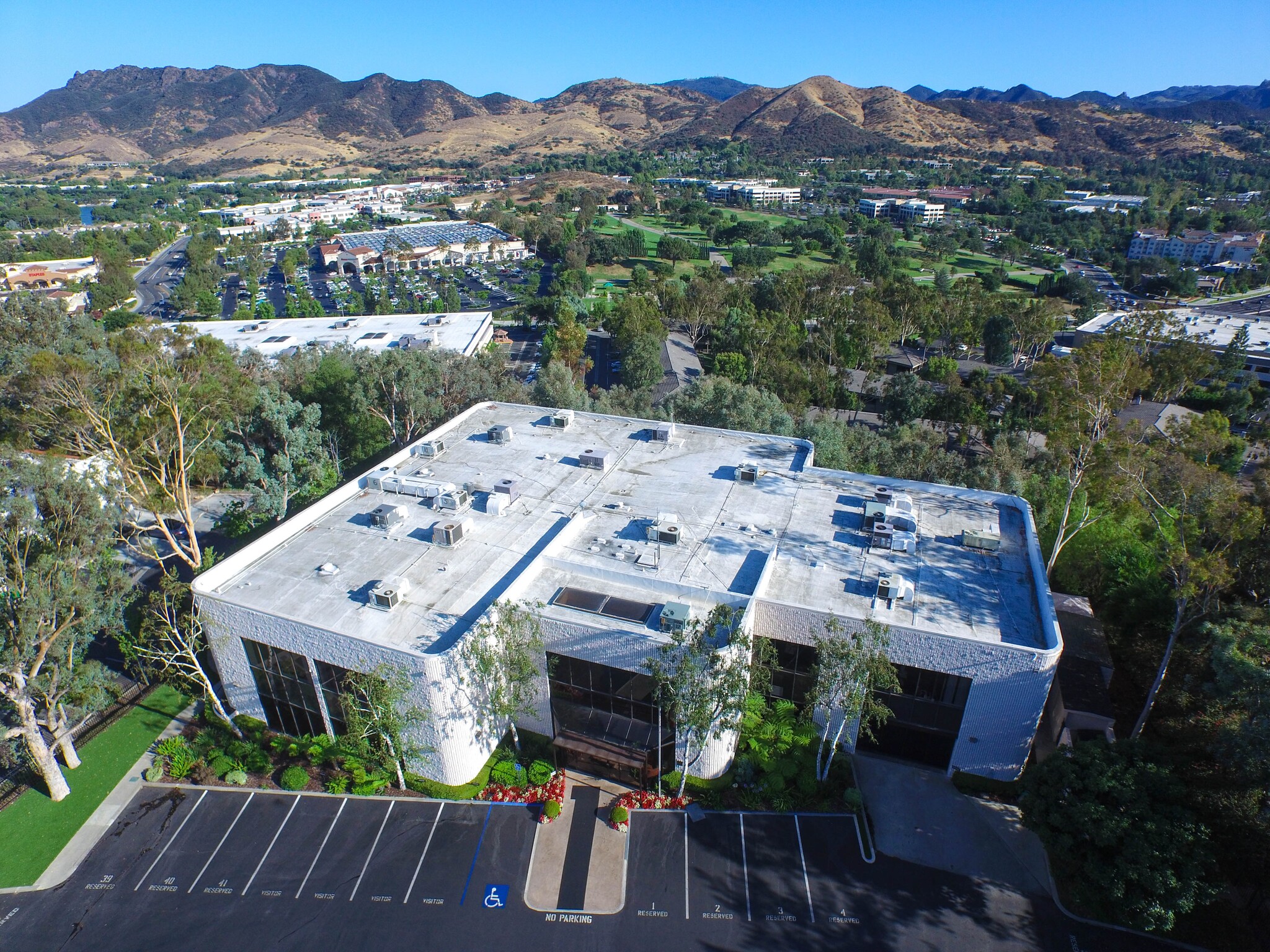 5703 Corsa Ave, Westlake Village, CA for Rent