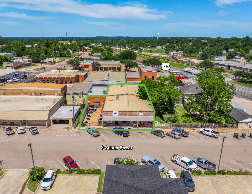 209 S Center St, Franklin, TX for Sale